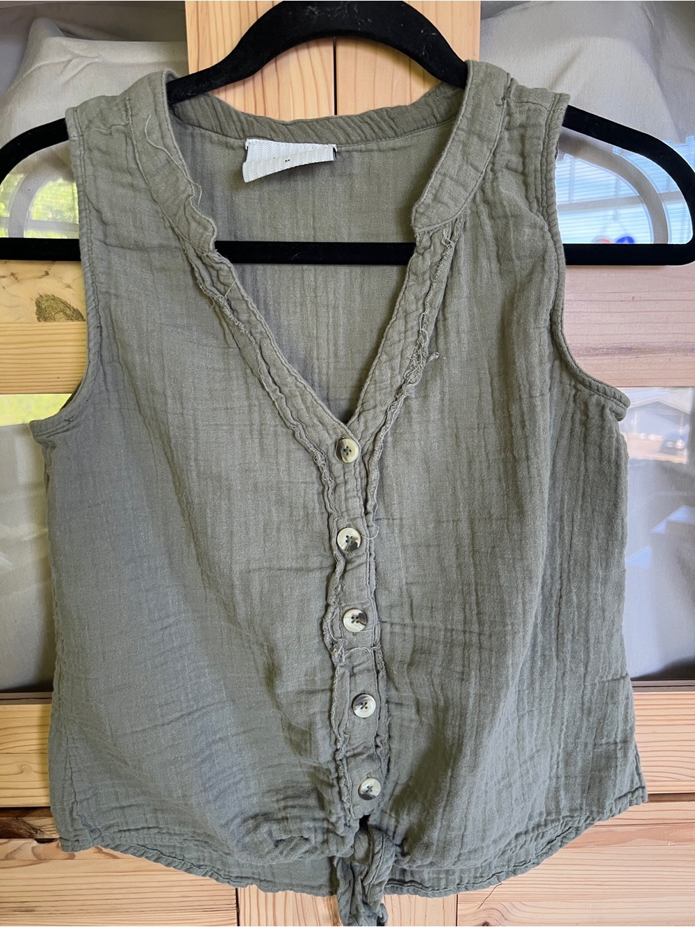 French Laundry Olive Green Sleeveless Button-Front Tie Hem Camisole